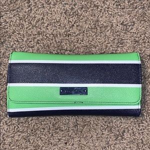 VERA BRADLEY LEATHER WALLET